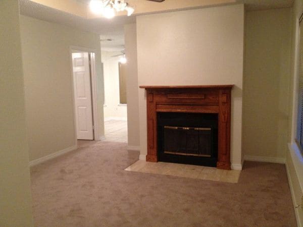 Building Photo - 5236-5240 Berryville Ct
