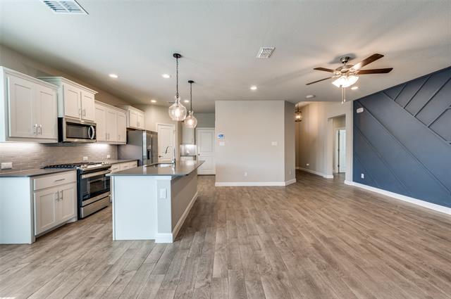 Building Photo - 817 Wilmott Ter