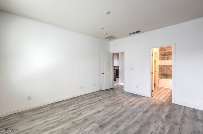 Building Photo - 4516 Townwall St