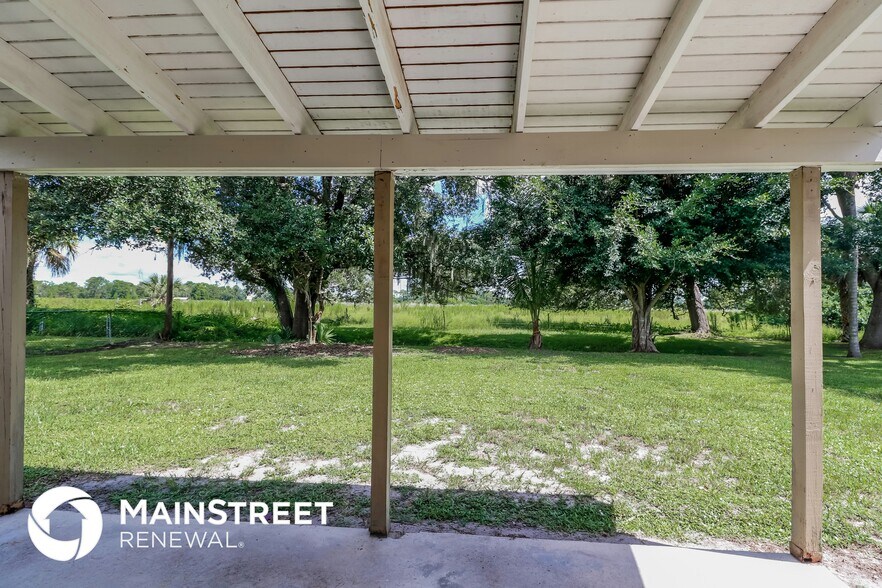 Building Photo - 14056 Marquette Blvd