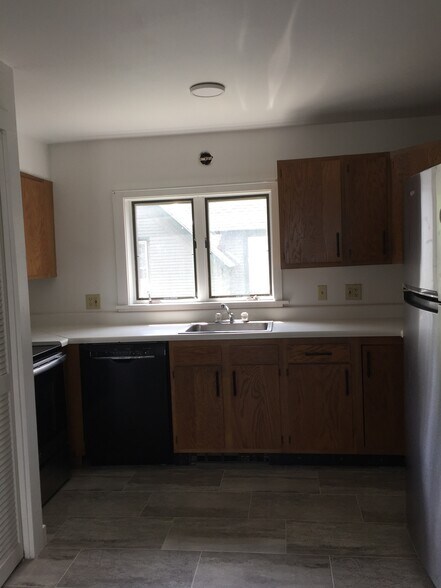 Building Photo - 7 High St