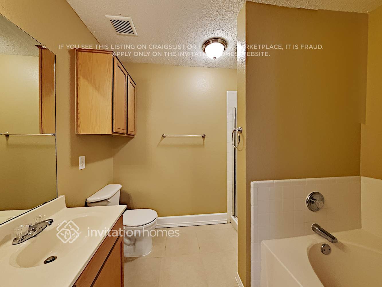 Building Photo - 2720 Briscoe Dr