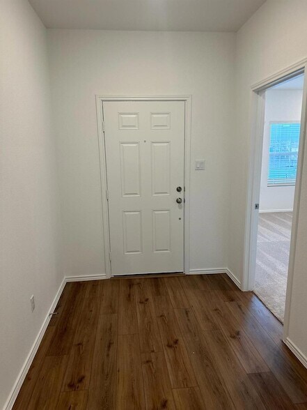 Building Photo - 1018 Ascari Ct