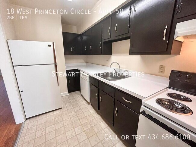 Building Photo - 18 W Princeton Cir Cir