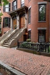 Building Photo - 174 W Brookline St