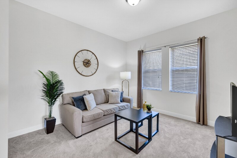 Building Photo - 12699 Fairington Way