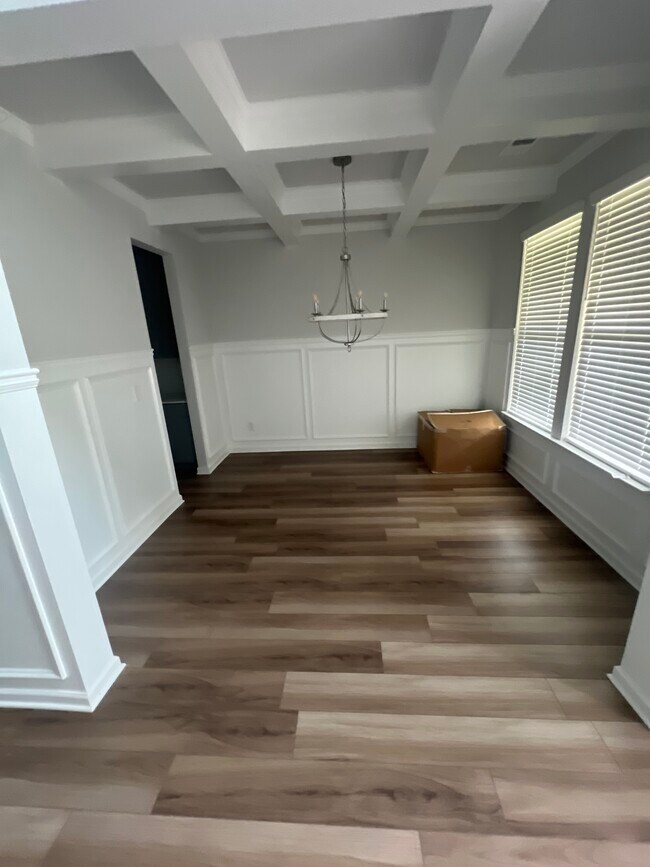 Building Photo - 115 Cooper Cove E