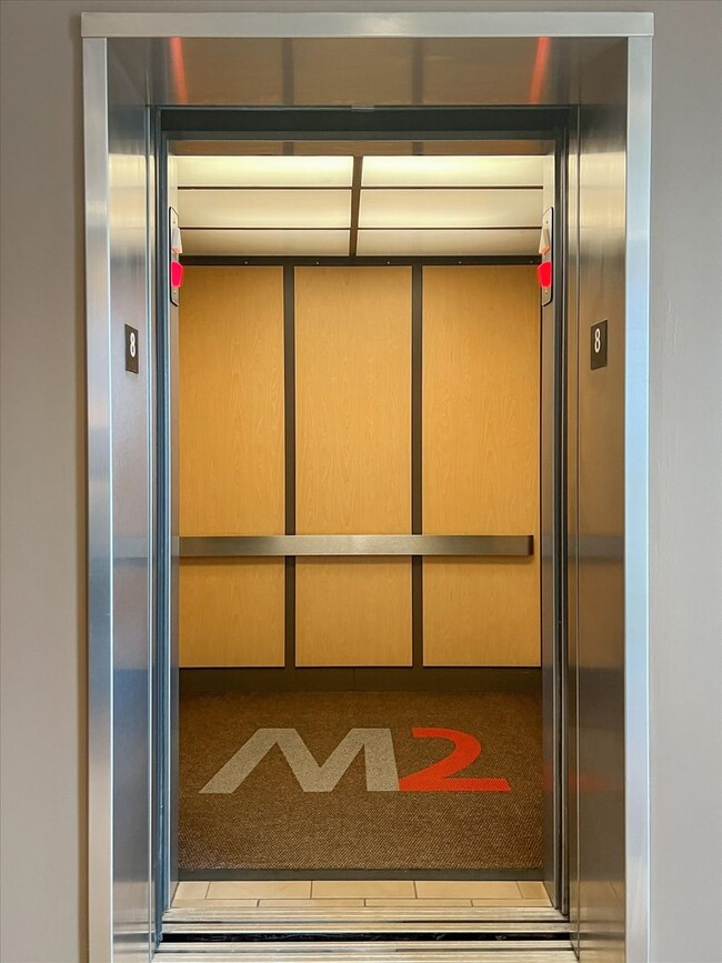 Building Photo - 3,400 SQFT CONDO IN DOWNTOWN CHAMPAIGN W/ ...