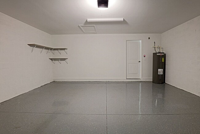 Building Photo - AVAILABLE NOW IN IBIS LANDING