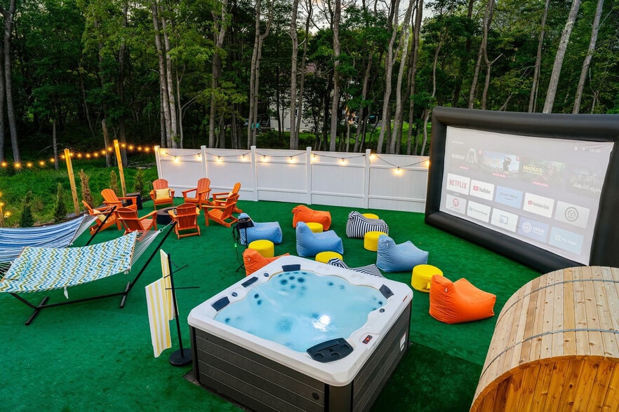 Building Photo - 789 Clearview Dr