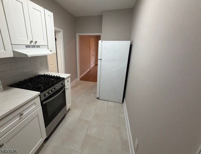 Building Photo - 139 40th St