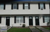 Building Photo - 1100-1B Pineland Ave