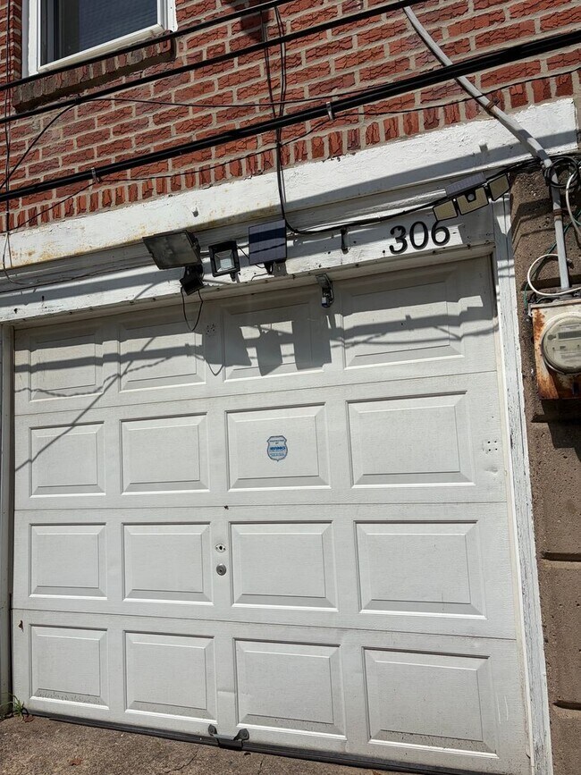 Building Photo - 306 Tribet Pl