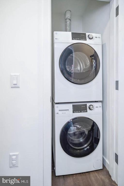 Building Photo - 1501 N 31st St