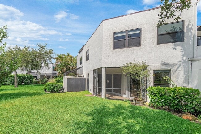 Building Photo - 439 NW 36th Ave