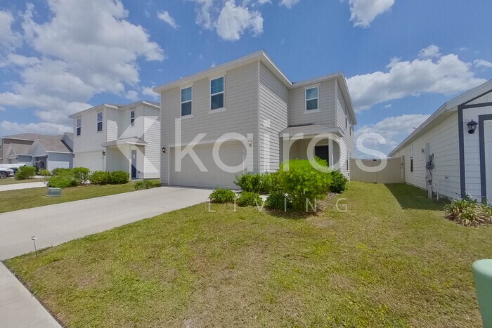 Building Photo - 8675 SW 43rd Ter