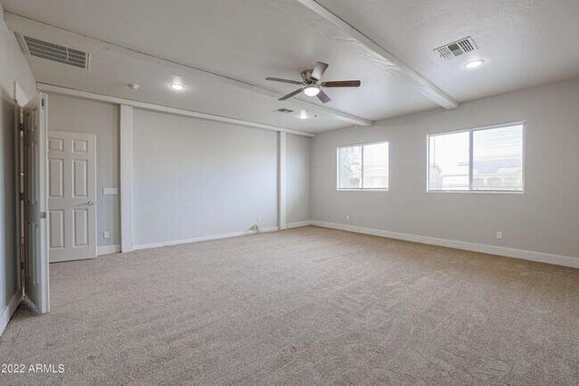 Building Photo - 17663 W Tasha Dr