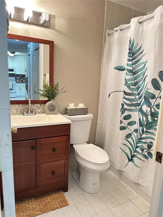 Building Photo - 15318 SW 41st Terrace