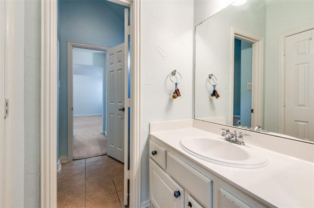 Building Photo - 1991 Sandy Creek Dr