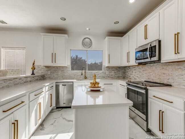 Building Photo - 8514 Espanola Dr