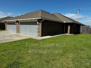 Building Photo - 1407 MacAlpine St