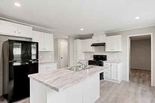 Building Photo - 24 Parkview Dr