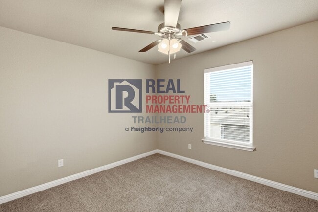 Building Photo - 901 Dart Ct