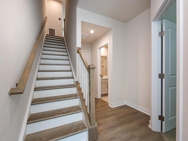 Building Photo - 413 Spearfield Ln