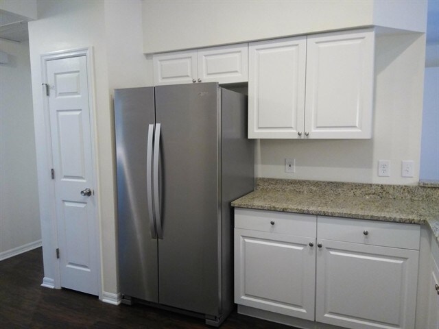 Building Photo - 1443 Baythorn Dr