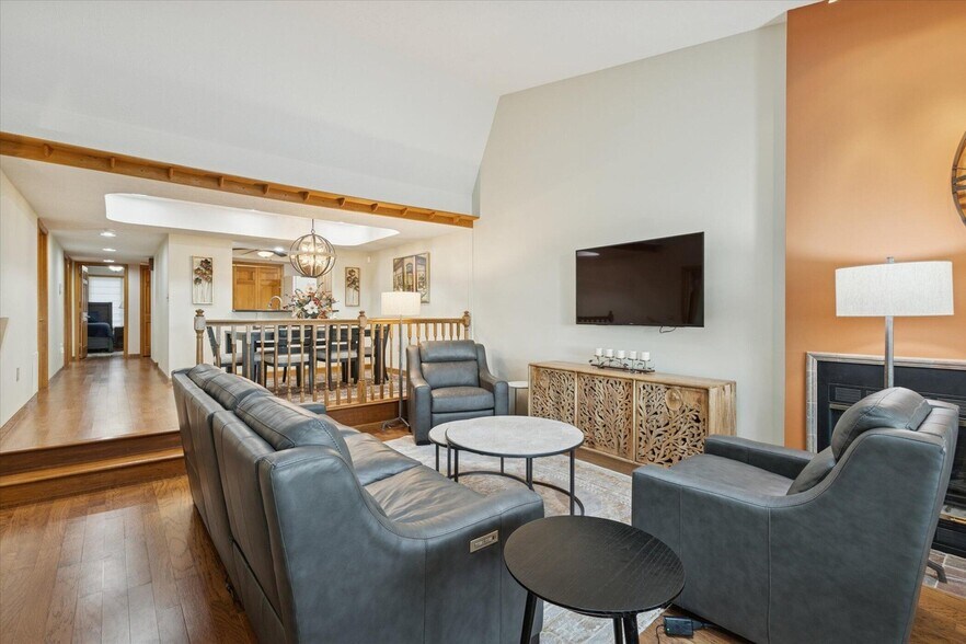 Building Photo - 205 Wayne St