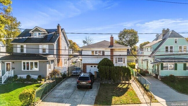 Primary Photo - 176 Windsor Pkwy