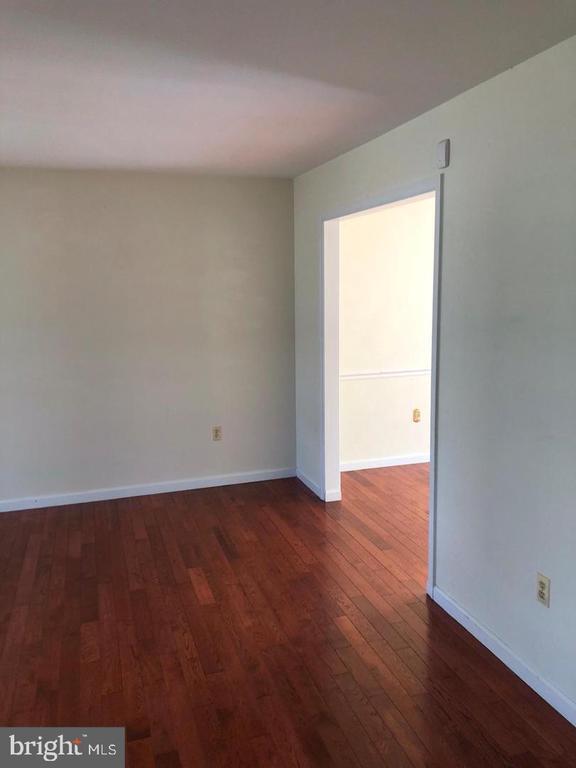 Building Photo - 11714 Basswood Dr