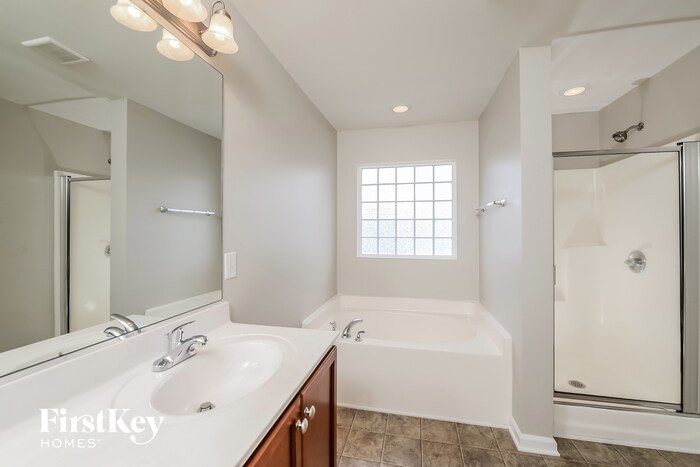 Building Photo - 1593 Abbey Park Ct