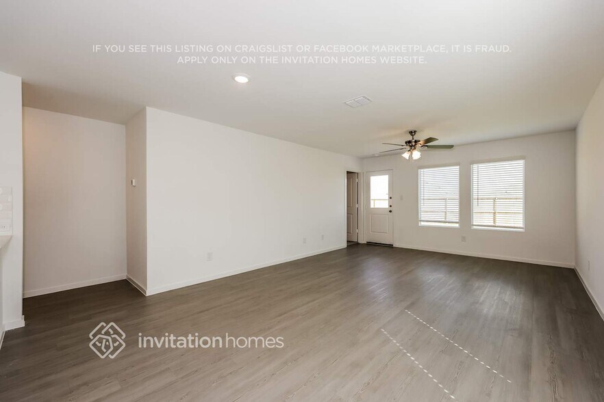 Building Photo - 1410 Merlin Blf St