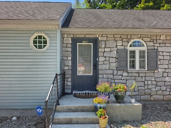 Building Photo - Coming Soon ~August 16, 2026 -- pet friendly ranch with dishwasher, garage, basement, storage, ya...