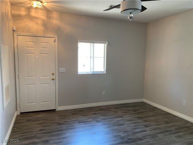 Building Photo - 1510 Ruby Cliffs Ln