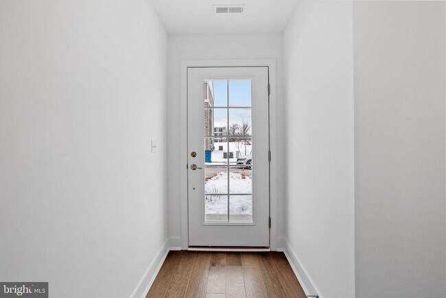Building Photo - 137 ADA Hightower Ave