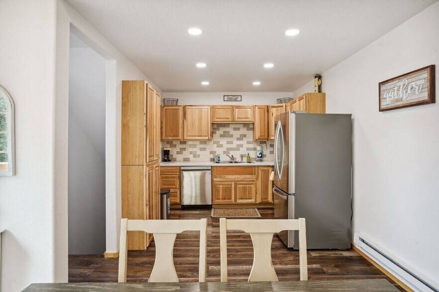 Building Photo - 51 Dakota Ln