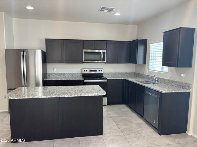 Building Photo - 35 N 187th Dr