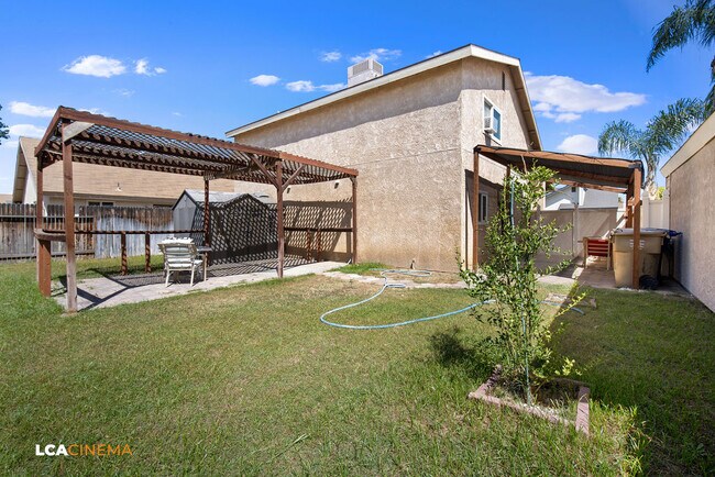 Building Photo - 3521 Starwood Ln