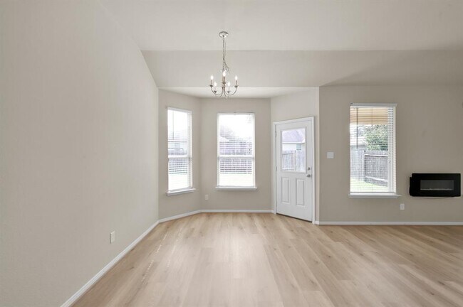 Building Photo - 9442 E Woodmark