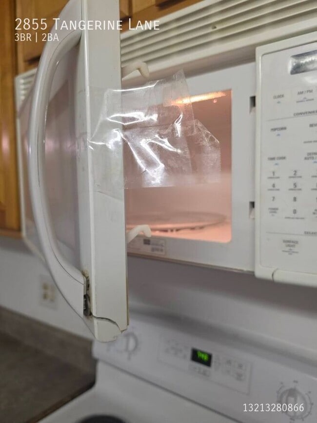 Building Photo - 2855 Tangerine Ln