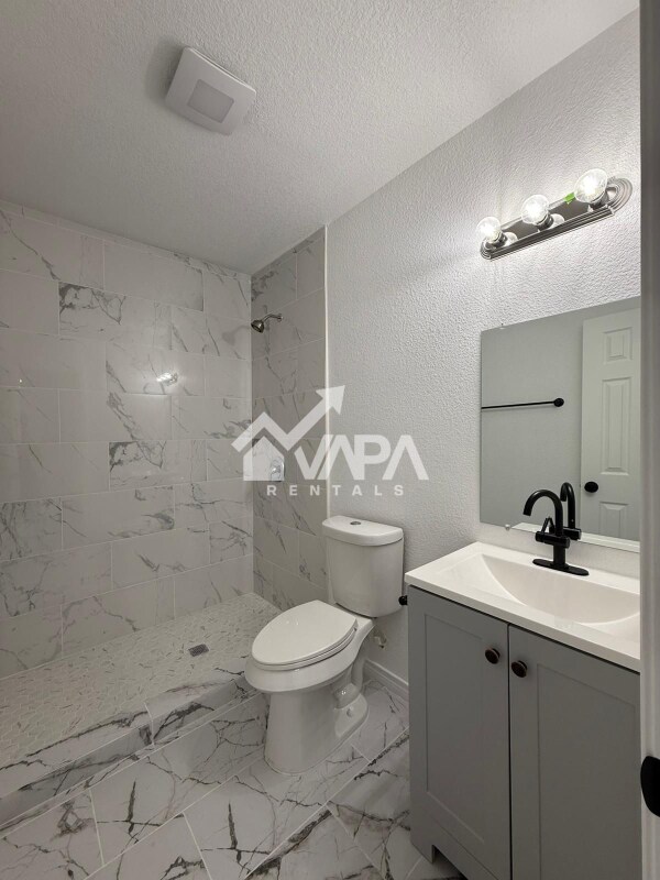 Building Photo - 4028 Coral Sunrise