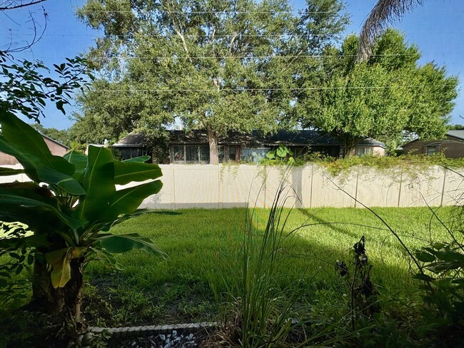 Building Photo - 2751 Wadeview Loop