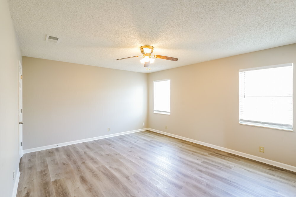 Building Photo - 905 Traceton Ct