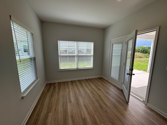 Building Photo - 1814 Albarado Trl