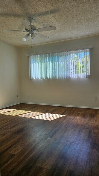 Building Photo - 3838 Keystone Ave