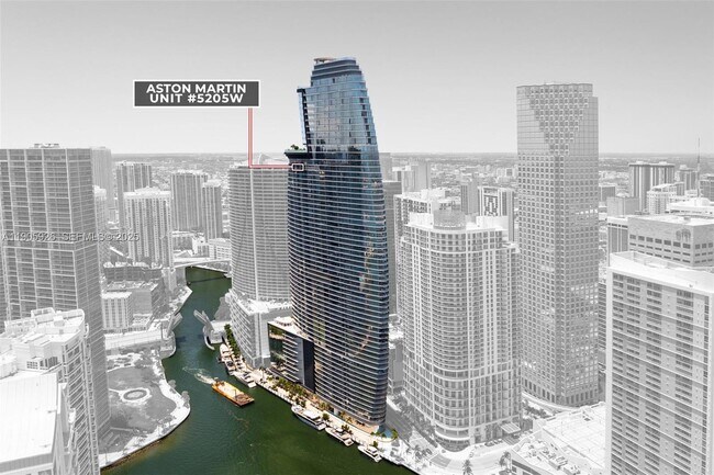 Building Photo - 300 Biscayne Blvd Way
