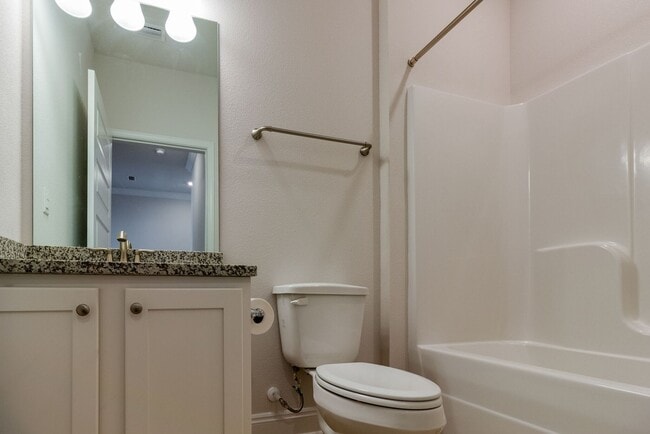 Building Photo - Turnkey 3 Bedroom Home in Firefly Community at Hammock Bay!