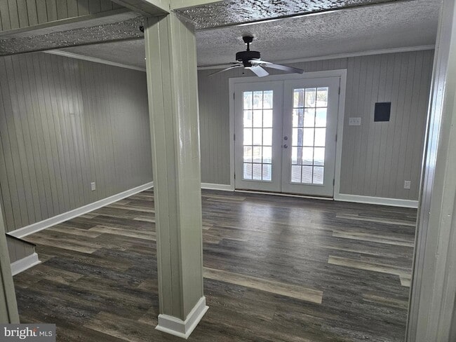 Building Photo - 10717 Glen Hannah Dr